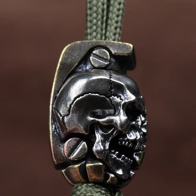 Dual Color Skull Grenade Brass - Paracord Bracelet recensione e prezzo